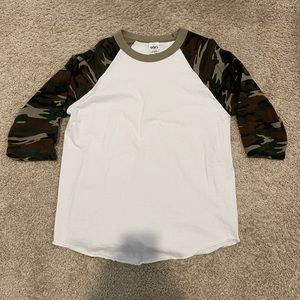 Camo baseball mid sleeve shirt